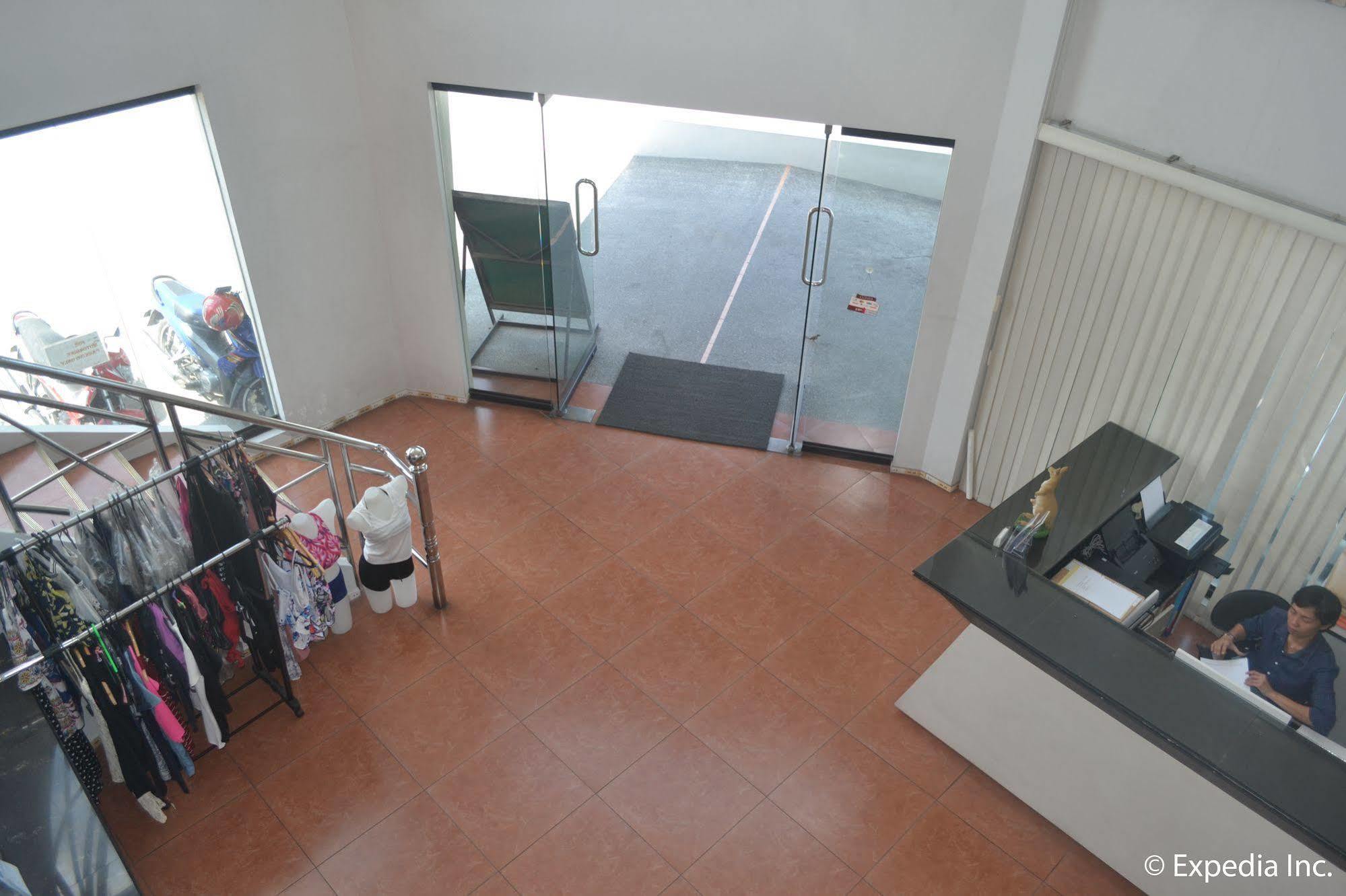 Boomerang Hotel Angeles Buitenkant foto